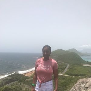 Meet your Posher, Shadiya